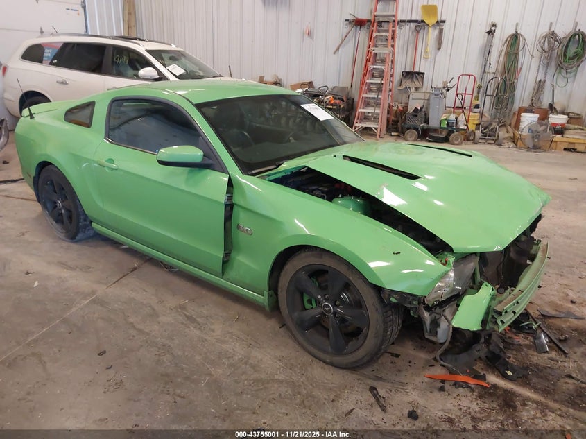 FORD MUSTANG GT PREMIUM