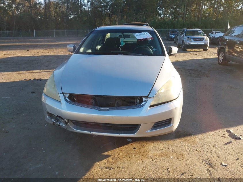 2007 Honda Accord 2.4 Se VIN: 1HGCM56307A117972 Lot: 43755030