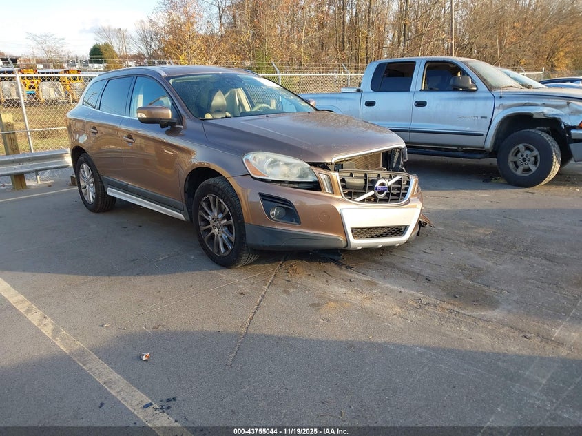 VOLVO XC60 T6/T6 R-DESIGN