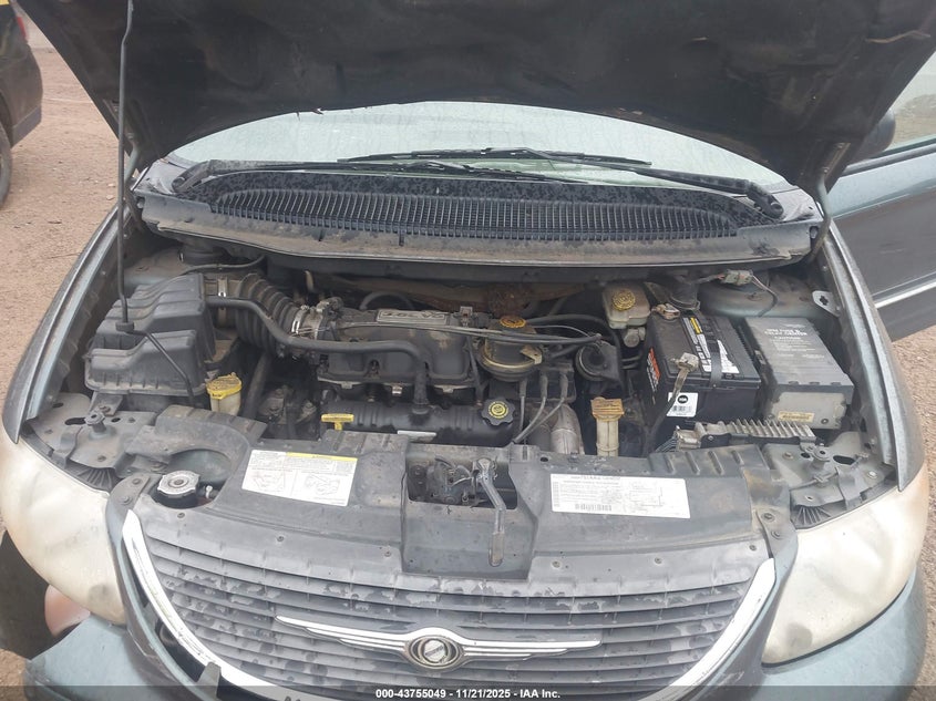 2003 Chrysler Town & Country Lxi VIN: 2C8GP54L13R227010 Lot: 43755049