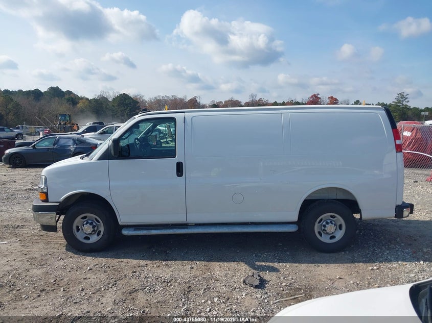 2024 Chevrolet Express Cargo Rwd 2500 Regular Wheelbase Wt VIN: 1GCWGAFP2R1203883 Lot: 43755080