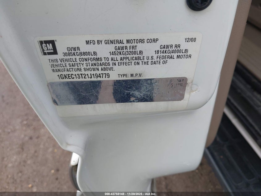 2001 GMC Yukon Sle VIN: 1GKEC13T21J194779 Lot: 43755148