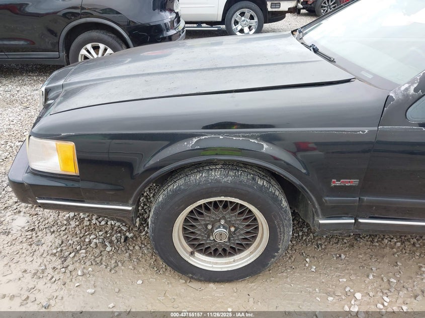 1992 Lincoln Mark Vii Lsc VIN: 1LNCM93E7NY689830 Lot: 43755157