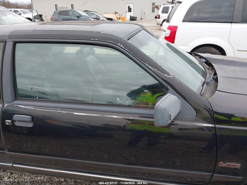 1992 Lincoln Mark Vii Lsc VIN: 1LNCM93E7NY689830 Lot: 43755157