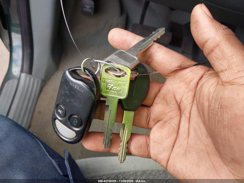 1999 Nissan Quest Gle/Gxe/Se VIN: 4N2XN11T5XD832884 Lot: 43755189