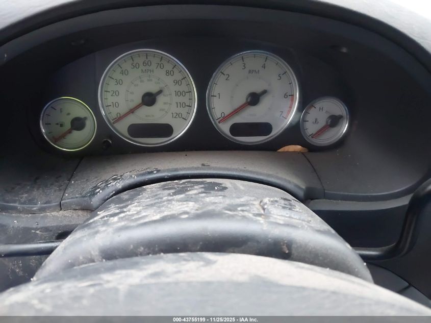 2005 Chrysler Town & Country Limited VIN: 2C8GP64L85R115880 Lot: 43755199