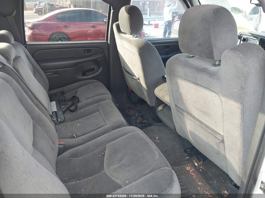 2005 GMC Sierra 1500 Sle VIN: 2GTEC13TX51133739 Lot: 43755200