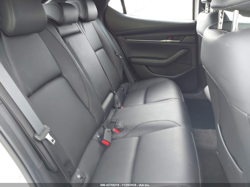 2025 Mazda Mazda3 2.5 S Select Sport VIN: JM1BPAKM5S1752154 Lot: 43755219