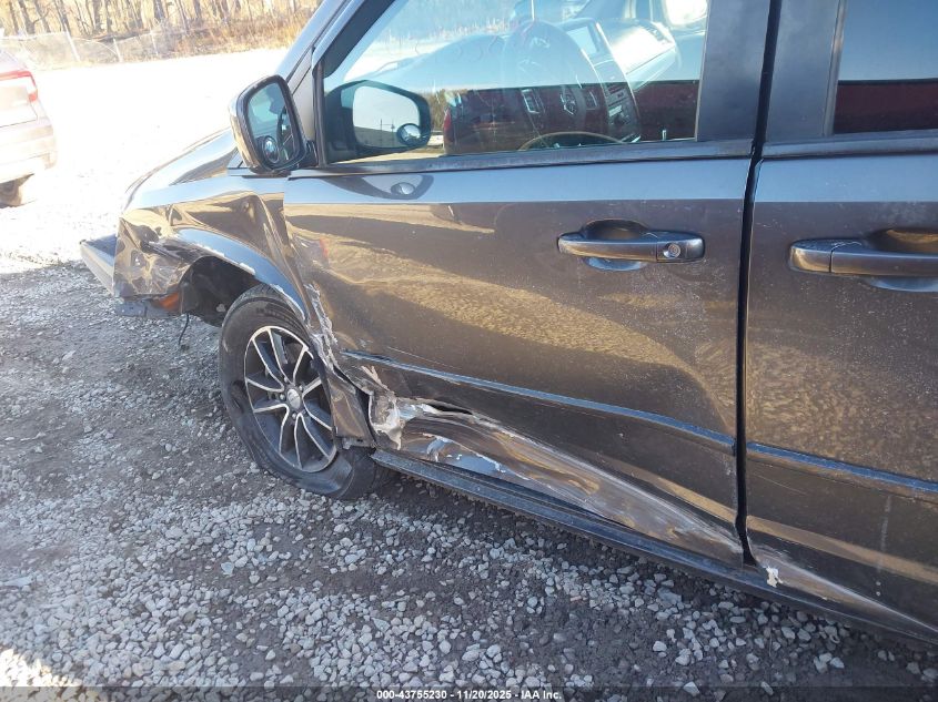 2016 Dodge Grand Caravan R/T VIN: 2C4RDGEG3GR369638 Lot: 43755230