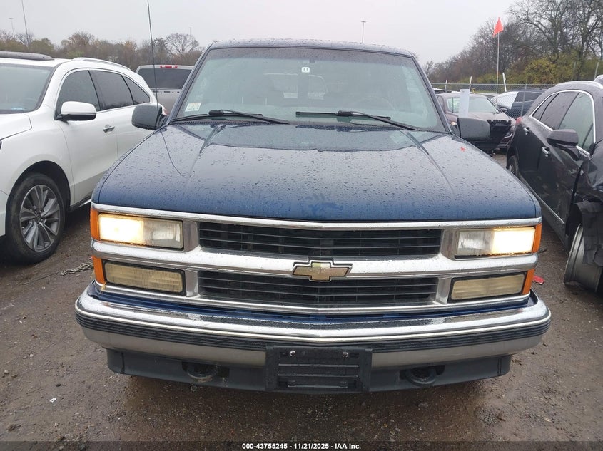 1997 Chevrolet Suburban 1500 VIN: 3GNFK16R5VG189156 Lot: 43755245
