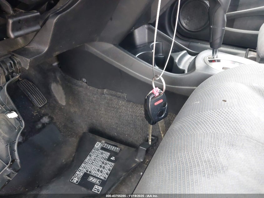 2009 Honda Fit Sport VIN: JHMGE88469S011946 Lot: 43755285