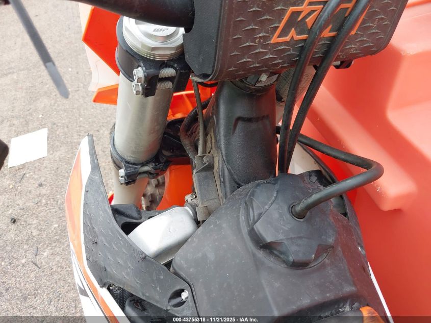 2023 Ktm 250 Sx VIN: VBKSXM232PM256757 Lot: 43755318