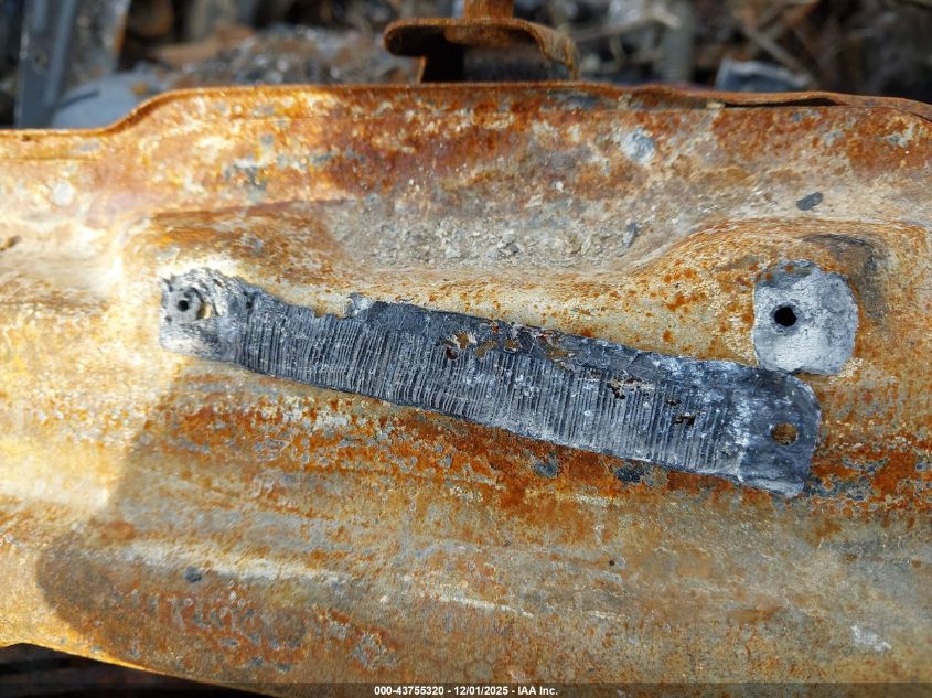 2004 Chevrolet Colorado Ls VIN: 1GCDS196548130579 Lot: 43755320