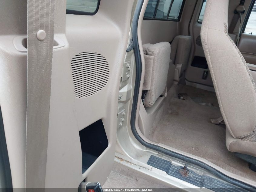 1999 Ford Ranger Xl/Xlt VIN: 1FTZR15V7XPC10698 Lot: 43755327