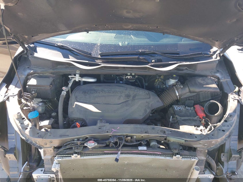 2022 Honda Odyssey Elite VIN: 5FNRL6H90NB066674 Lot: 43755354