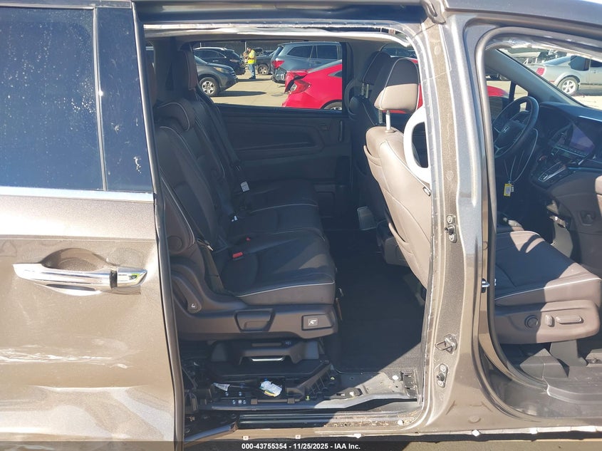 2022 Honda Odyssey Elite VIN: 5FNRL6H90NB066674 Lot: 43755354