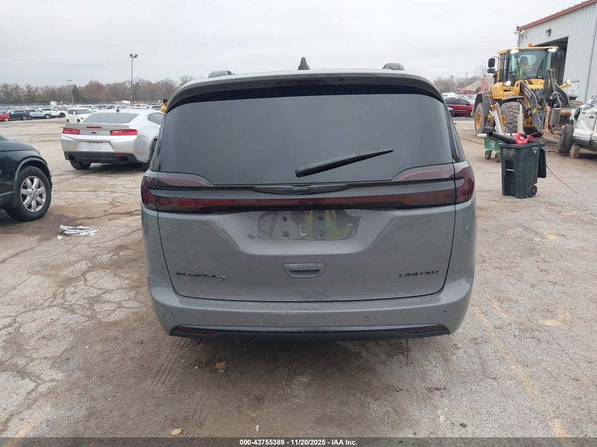 2025 Chrysler Pacifica Limited VIN: 2C4RC1GG4SR608250 Lot: 43755389