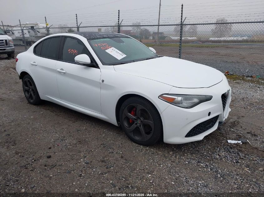 ALFA ROMEO GIULIA AWD