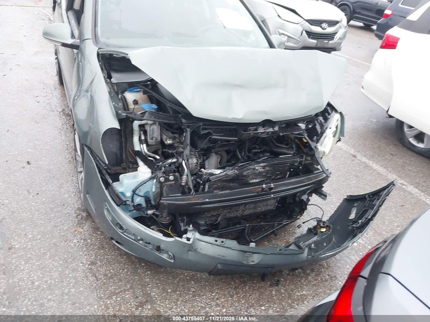 2008 Volkswagen Rabbit S VIN: WVWAB71K88W236931 Lot: 43755407