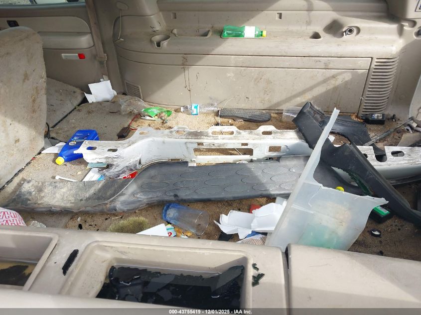 2001 GMC Yukon Xl 1500 Slt VIN: 3GKEC16T11G274720 Lot: 43755419