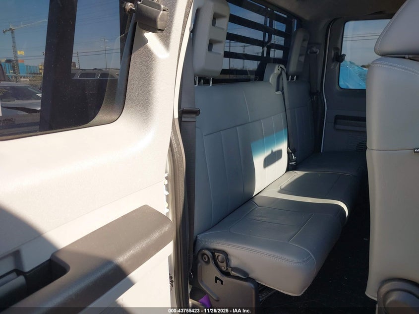 2011 Ford F-450 Chassis Xl VIN: 1FD0X4GT8BEB92532 Lot: 43755423