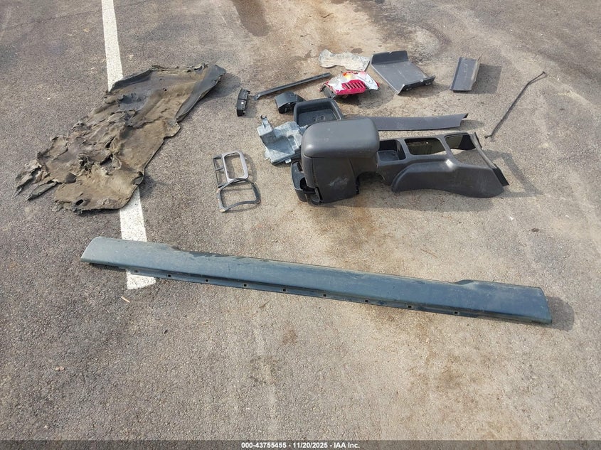 2001 Jeep Grand Cherokee Laredo VIN: 1J4GW48S31C612617 Lot: 43755455