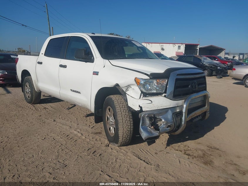 TOYOTA TUNDRA GRADE 5.7L V8