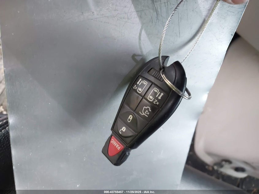 2012 Chrysler Town & Country Touring VIN: 2C4RC1BG8CR305951 Lot: 43755457