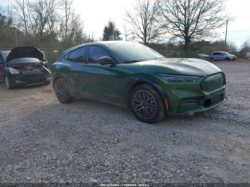 FORD MUSTANG MACH-E PREMIUM