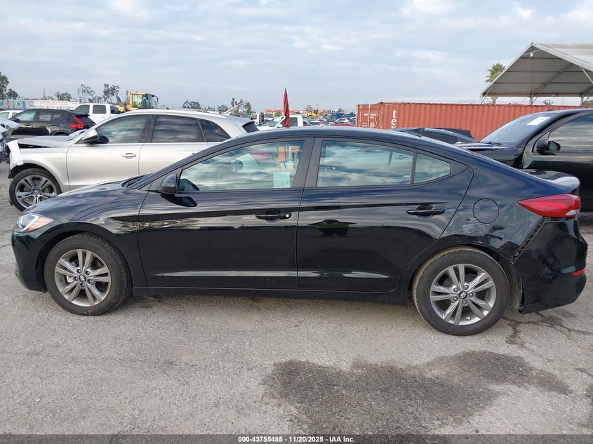 KMHD84LF7HU238865 2017 HYUNDAI ELANTRA photo no. 14