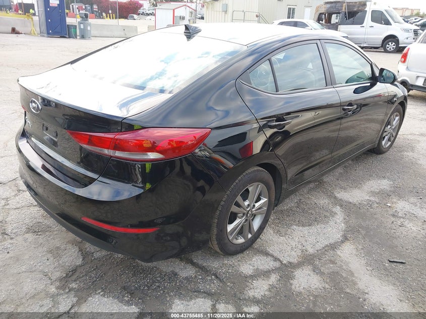 KMHD84LF7HU238865 2017 HYUNDAI ELANTRA photo no. 4