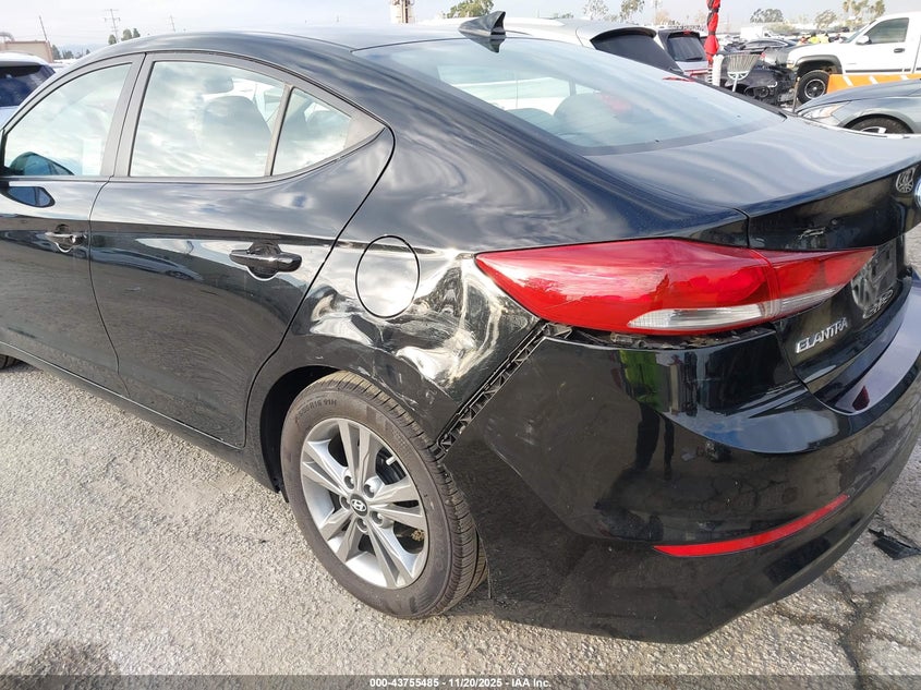 KMHD84LF7HU238865 2017 HYUNDAI ELANTRA photo no. 6