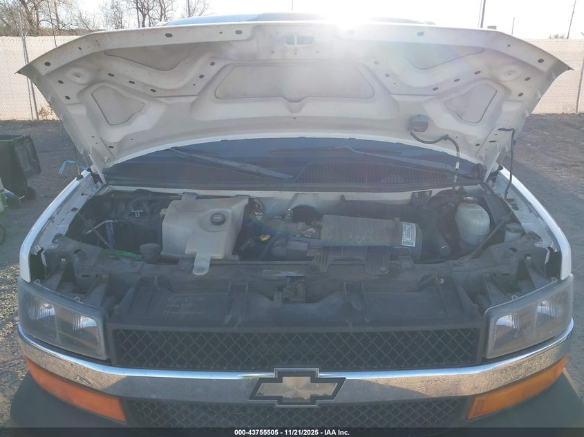 2003 Chevrolet Express VIN: 1GAHG39U831146459 Lot: 43755505