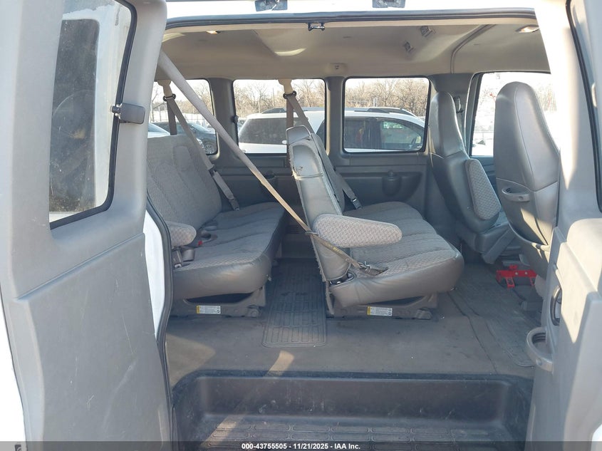 2003 Chevrolet Express VIN: 1GAHG39U831146459 Lot: 43755505