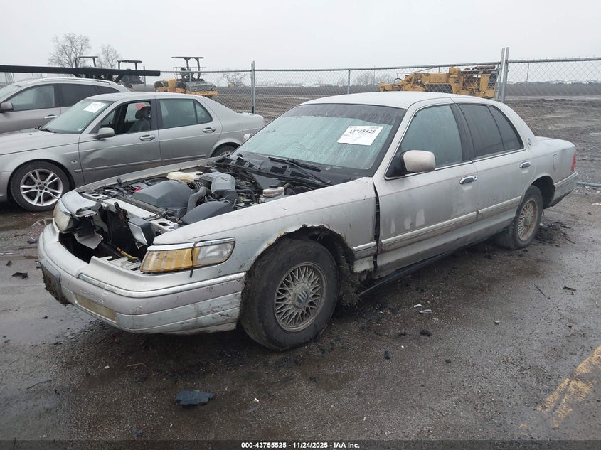 2MECM75W5NX749407 1992 MERCURY GRAND MARQUIS photo no. 2
