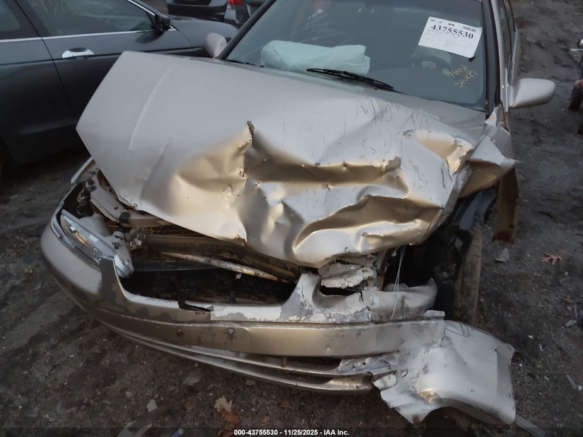 2000 Toyota Camry Le VIN: JT2BG22K8Y0437277 Lot: 43755530