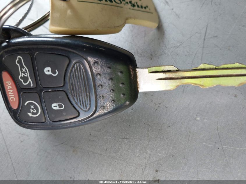 2007 Jeep Grand Cherokee VIN: 1J8HR8PO7C697839 Lot: 43755574