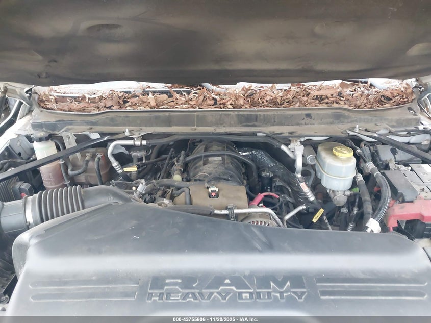 2019 Ram 3500 Chassis Tradesman/Slt VIN: 3C7WRSBJ8KG645983 Lot: 43755606