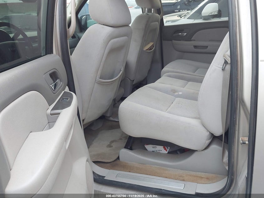 2007 Chevrolet Avalanche 1500 Ls VIN: 3GNEC12097G194217 Lot: 43755704