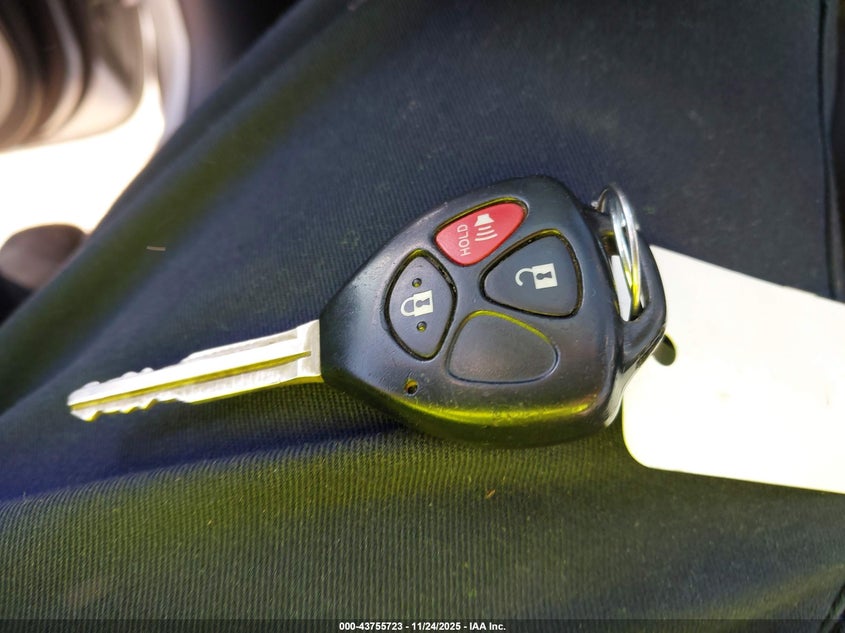 2008 Toyota Rav4 Limited V6 VIN: JTMZK31VX86014266 Lot: 43755723