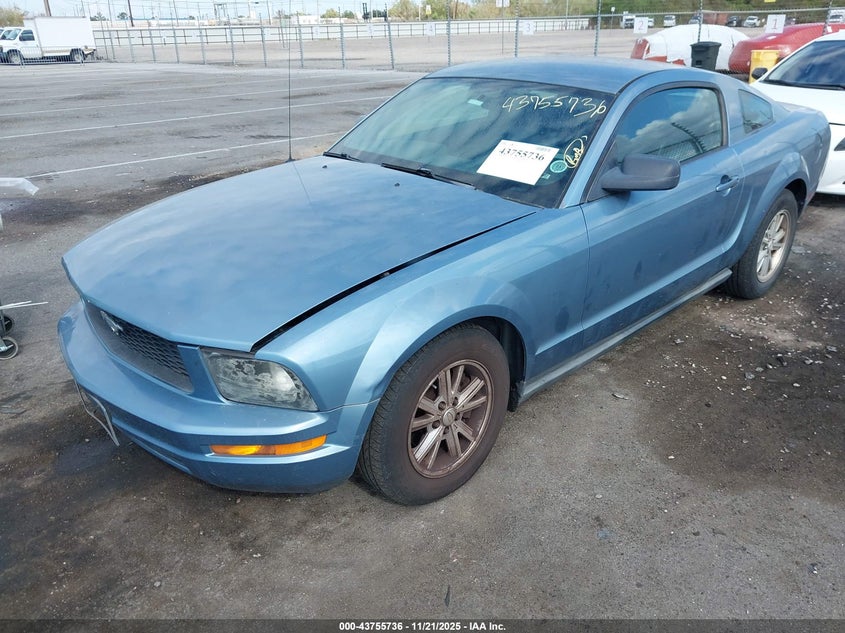 1ZVFT80N575289186 2007 FORD MUSTANG photo no. 2