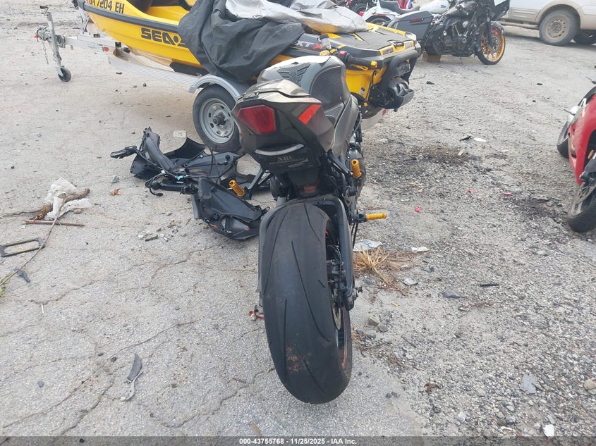 2021 Suzuki Gsx-R1000 R/100Th Anniversary VIN: JS1DM11H6M7100336 Lot: 43755768