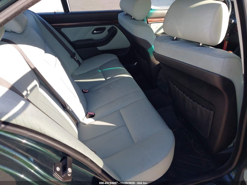 WBADT43483G033027 2003 BMW 5ER photo no. 8