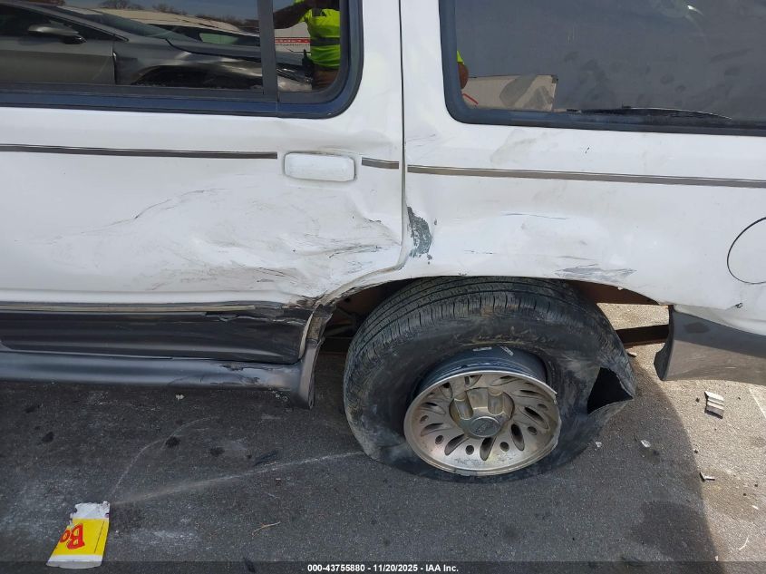 1998 Ford Explorer Eddie Bauer/Limited/Xl/Xlt VIN: 1FMZU34E6WUD37580 Lot: 43755880