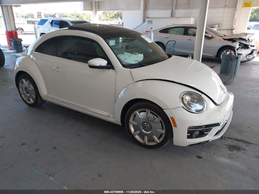 VOLKSWAGEN BEETLE 2.0T SE