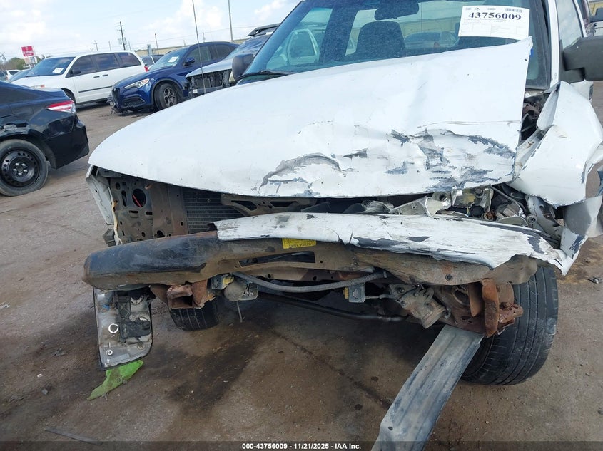 2002 GMC Sonoma Sl VIN: 1GTCS145728116125 Lot: 43756009