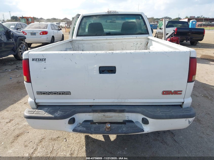 2002 GMC Sonoma Sl VIN: 1GTCS145728116125 Lot: 43756009