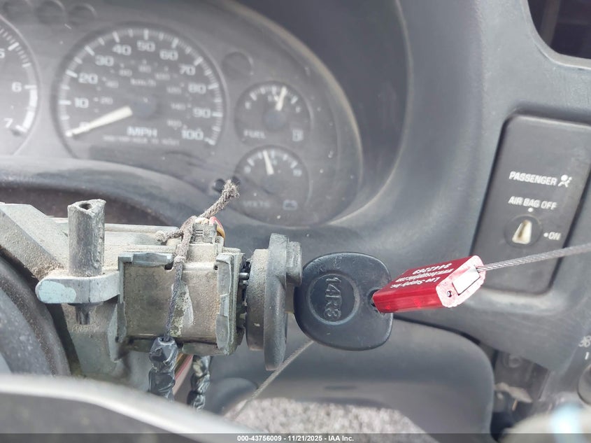 2002 GMC Sonoma Sl VIN: 1GTCS145728116125 Lot: 43756009