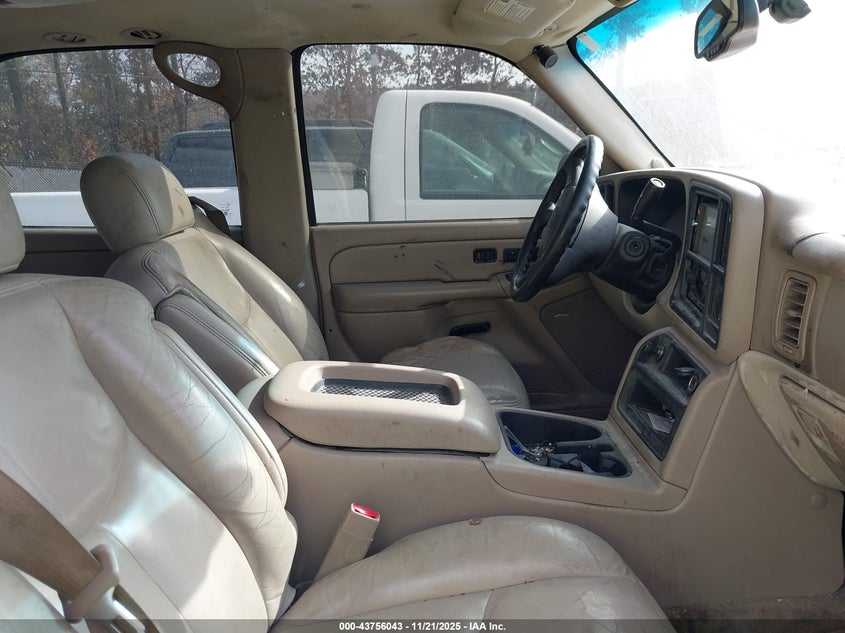 1GNEC13T36R100985 2006 CHEVROLET TAHOE photo no. 5