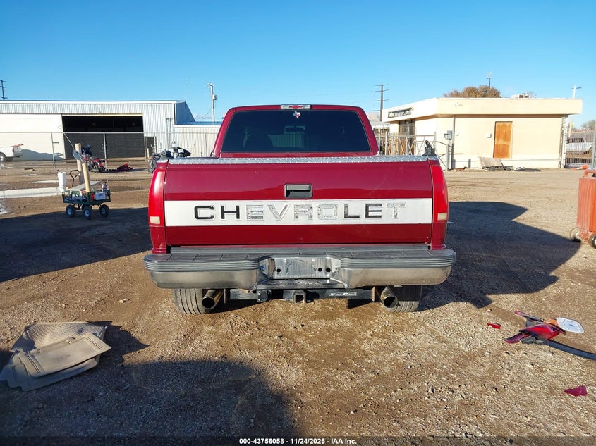 1996 Chevrolet Gmt-400 K1500 VIN: 2GCEK19R7T1247791 Lot: 43756058